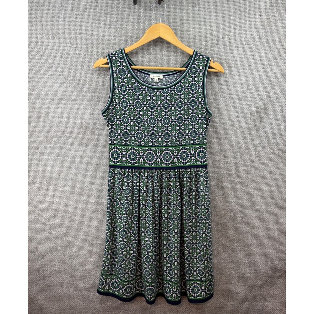 Max Studio Fit Flare Dress Women's Small Green Medallion Geometric Stretch‎